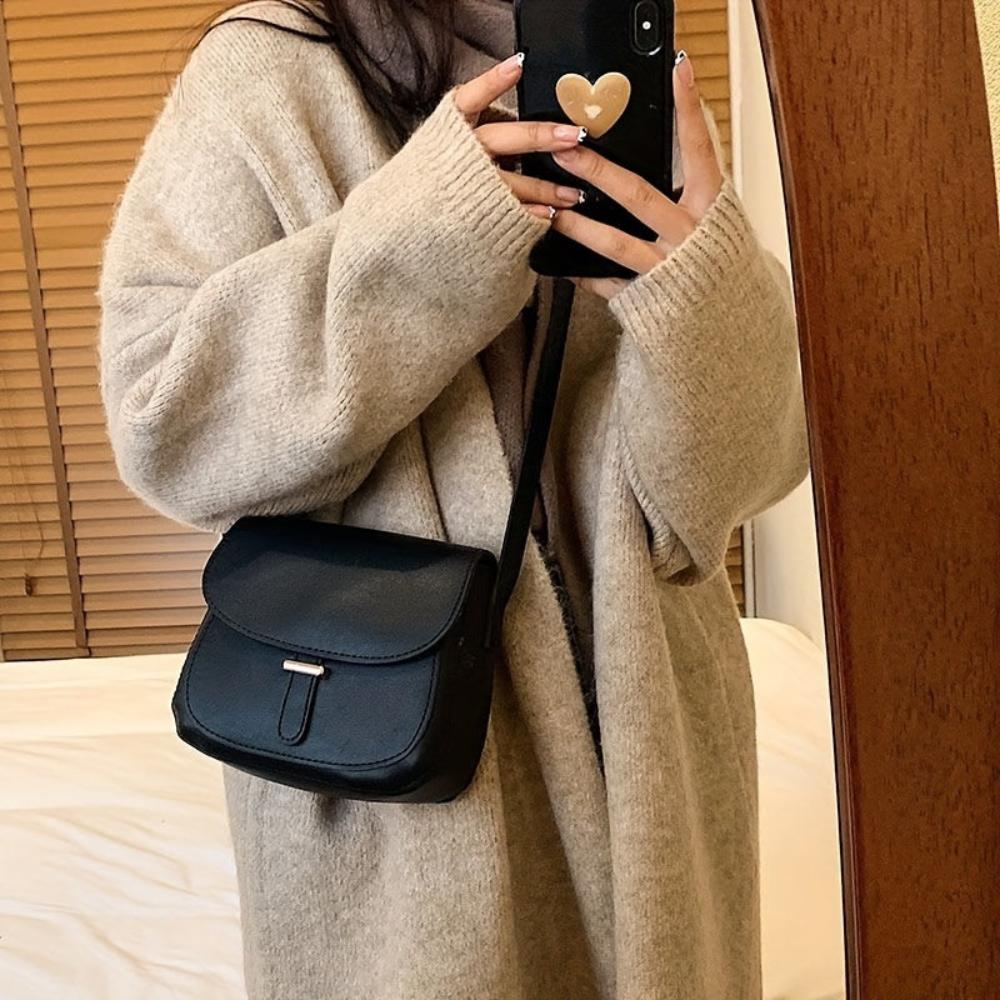 Rose | Chic Saddle Crossbody Bag