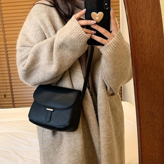 Rose | Chic Saddle Crossbody Bag