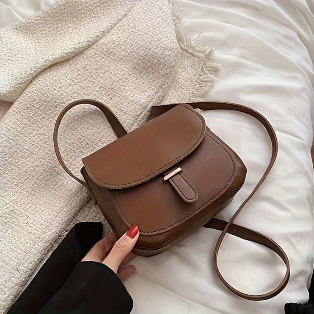 Rose | Chic Saddle Crossbody Bag
