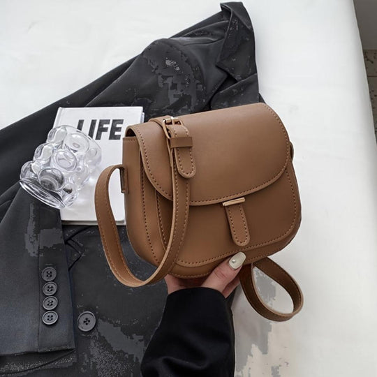 Rose | Chic Saddle Crossbody Bag